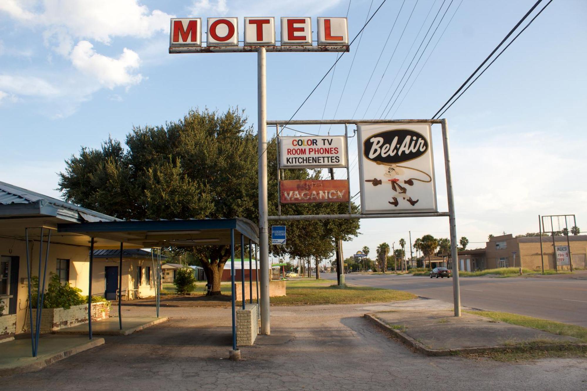 Bel-Air Motel 爱丽丝 外观 照片